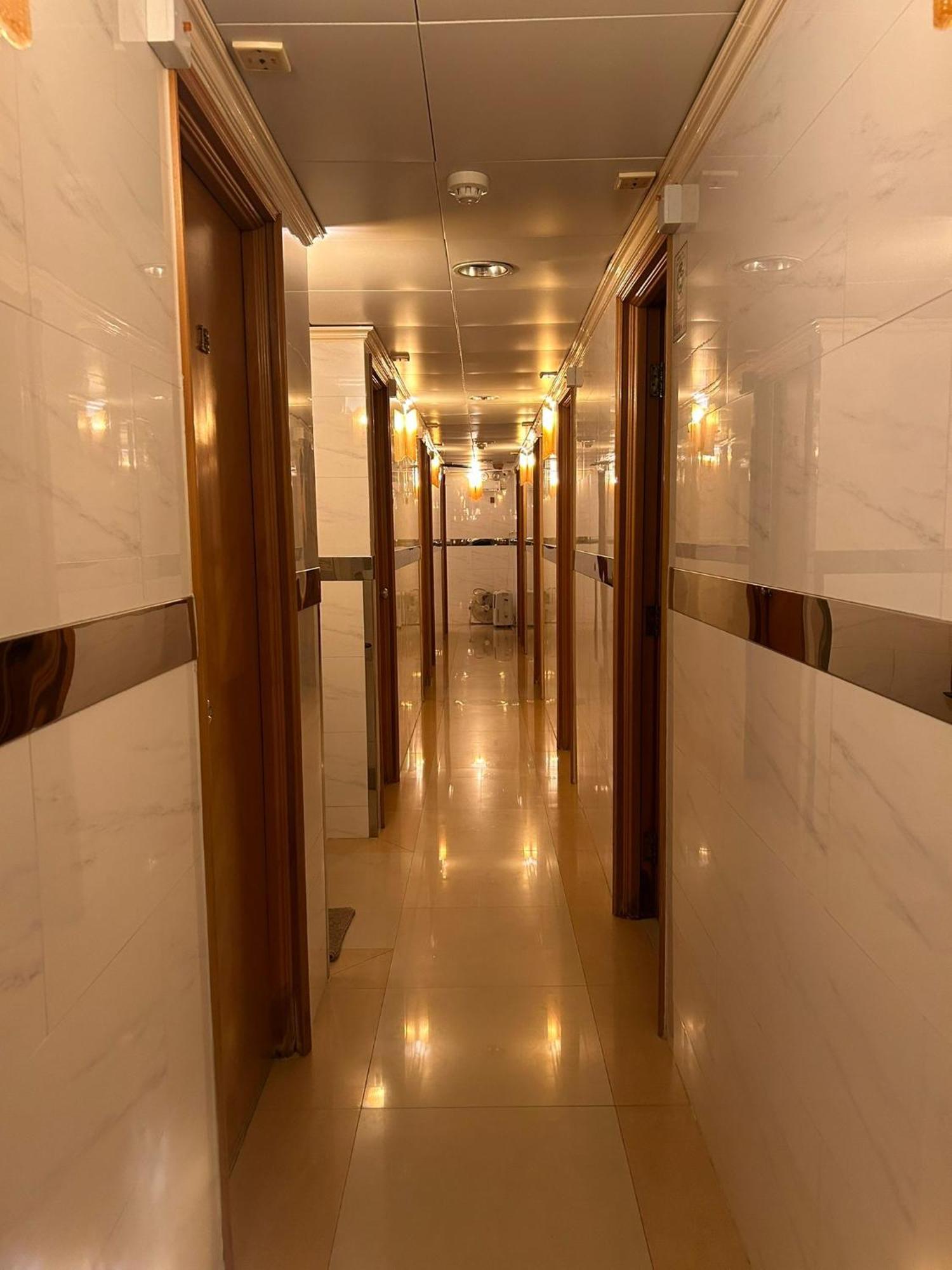 Holiday Guest House Hong Kong Dış mekan fotoğraf