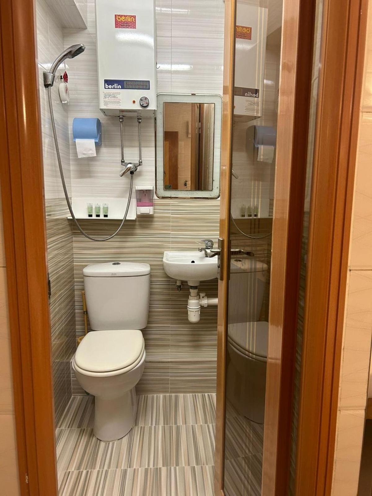 Holiday Guest House Hong Kong Dış mekan fotoğraf