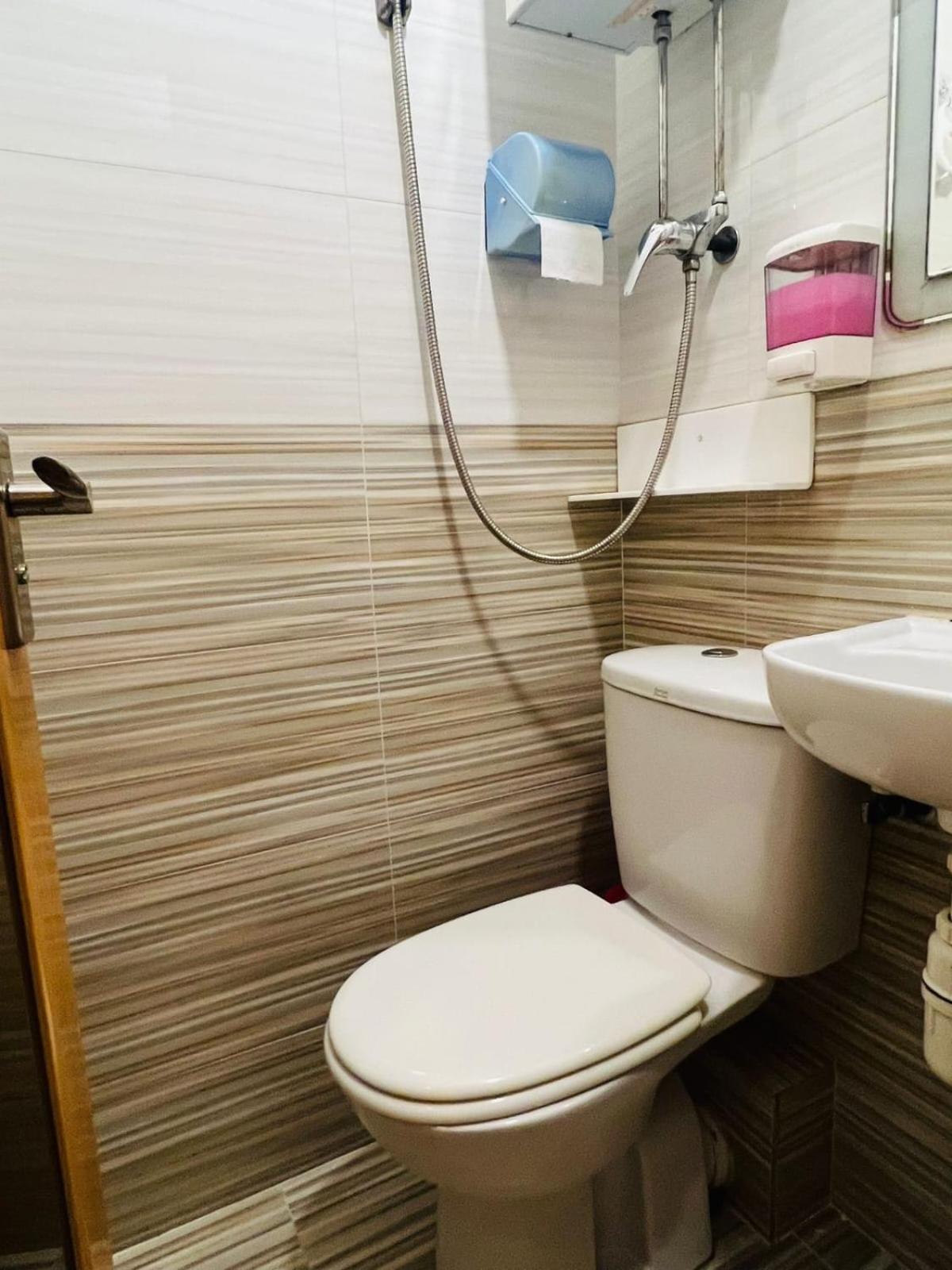 Holiday Guest House Hong Kong Dış mekan fotoğraf